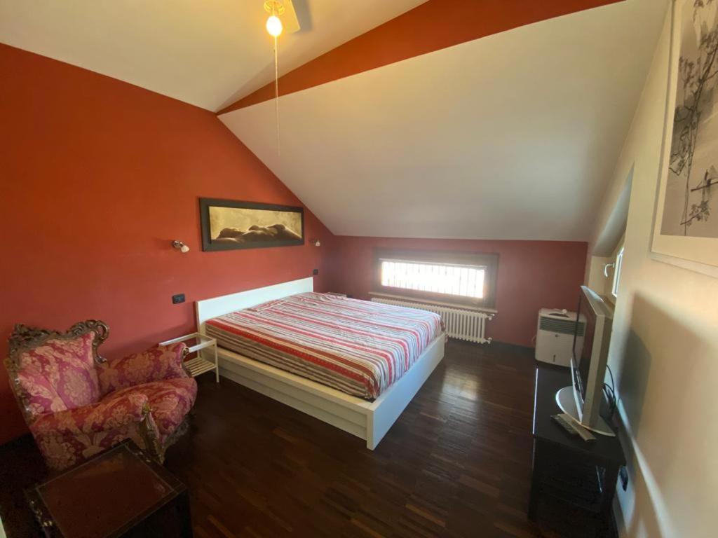 Casa Cirella Near Anagnina Metro Rom