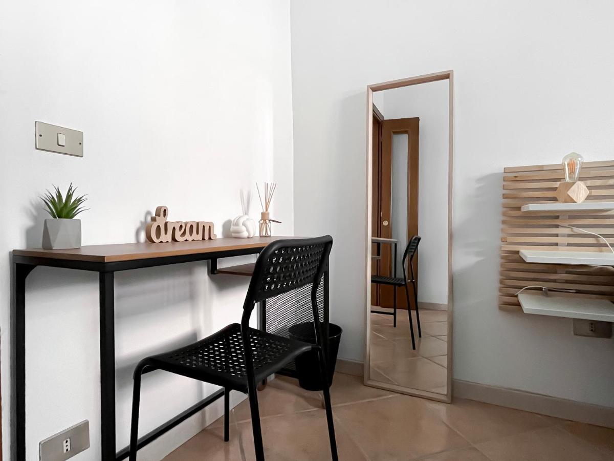 Nea Apartment Rom