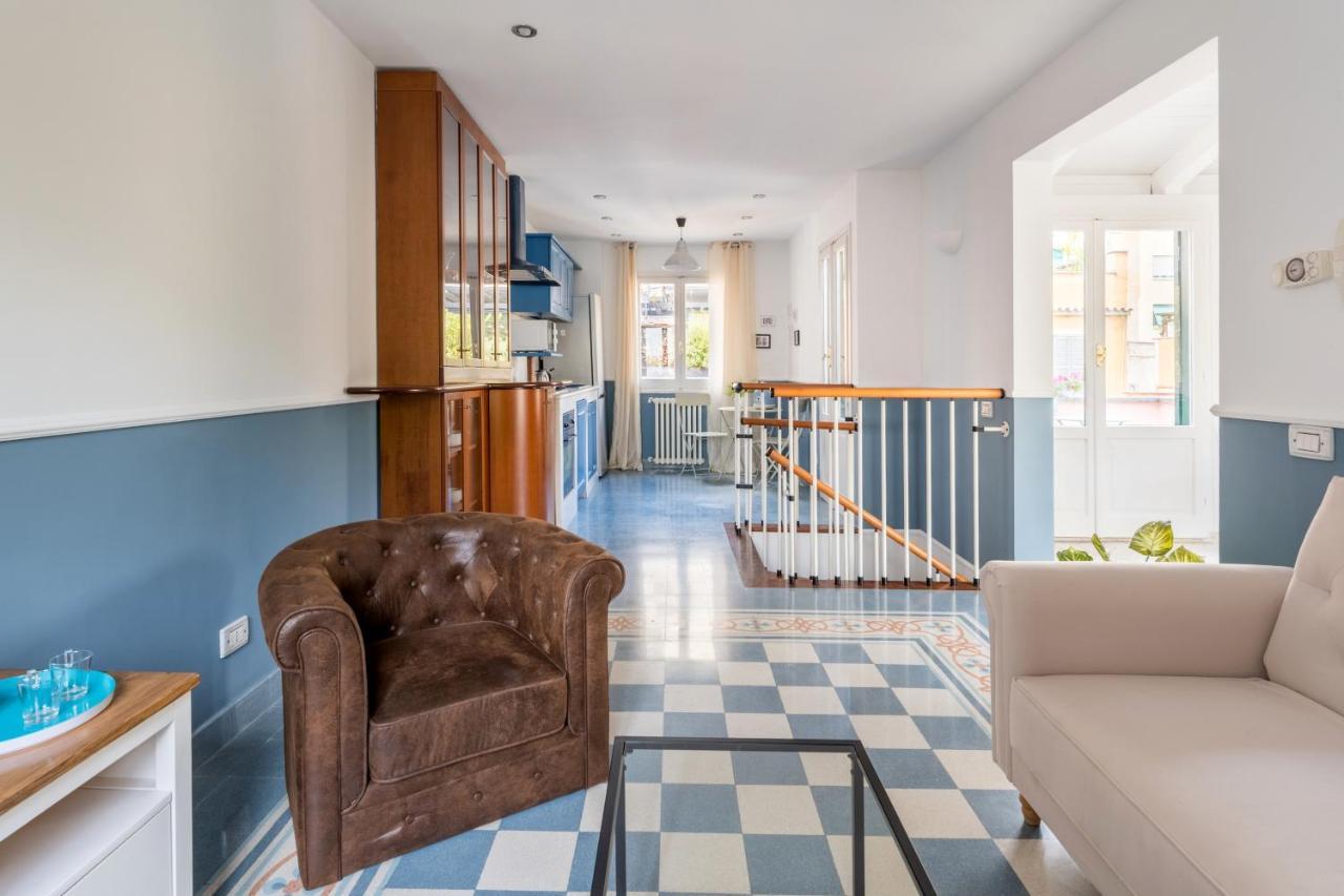 Elizabeth Penthouse, Charmy In Little London 10 Min From The Center Apartamento *