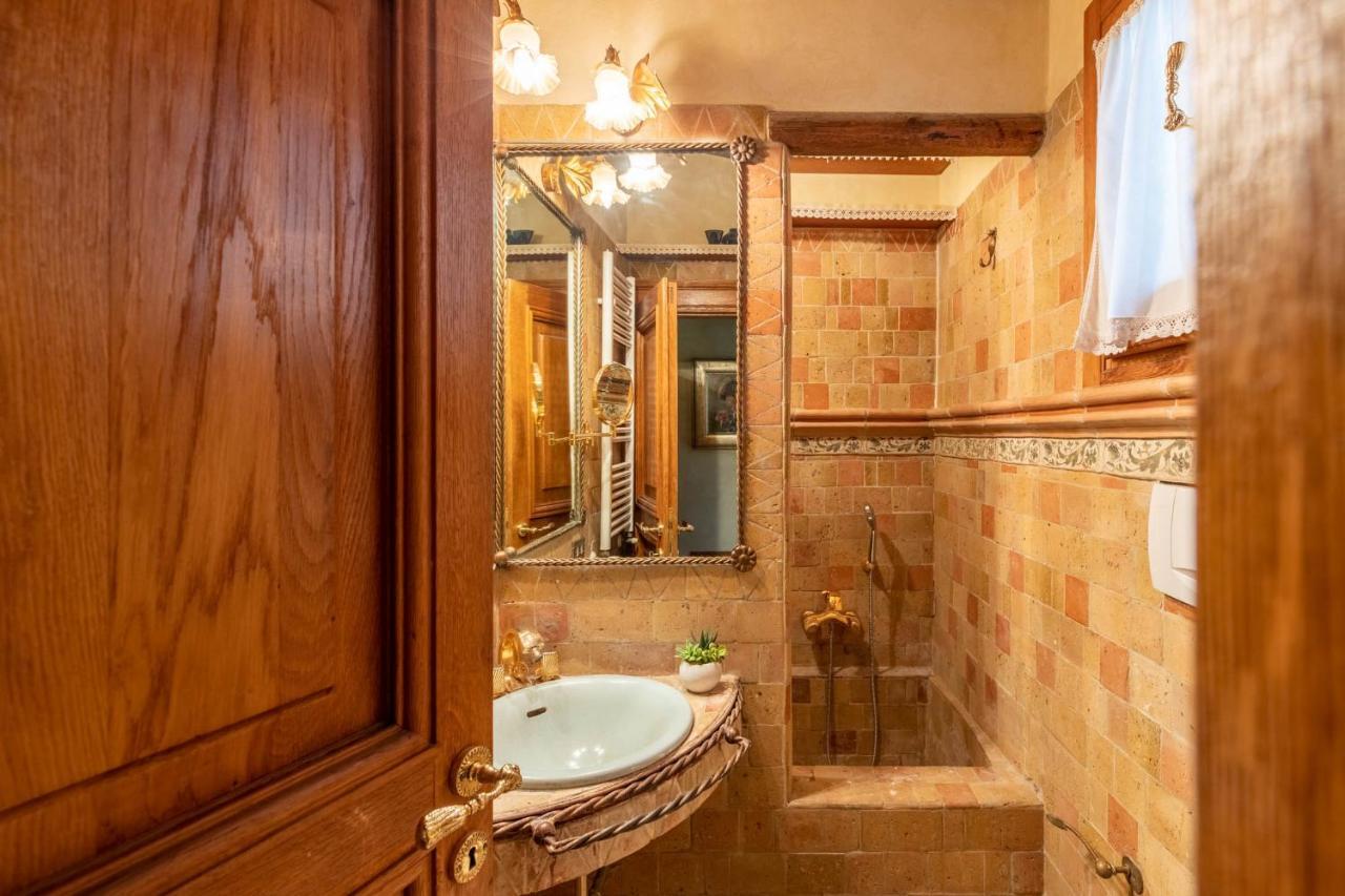 Apartment Iflat Golden Gem In Trevi Rome