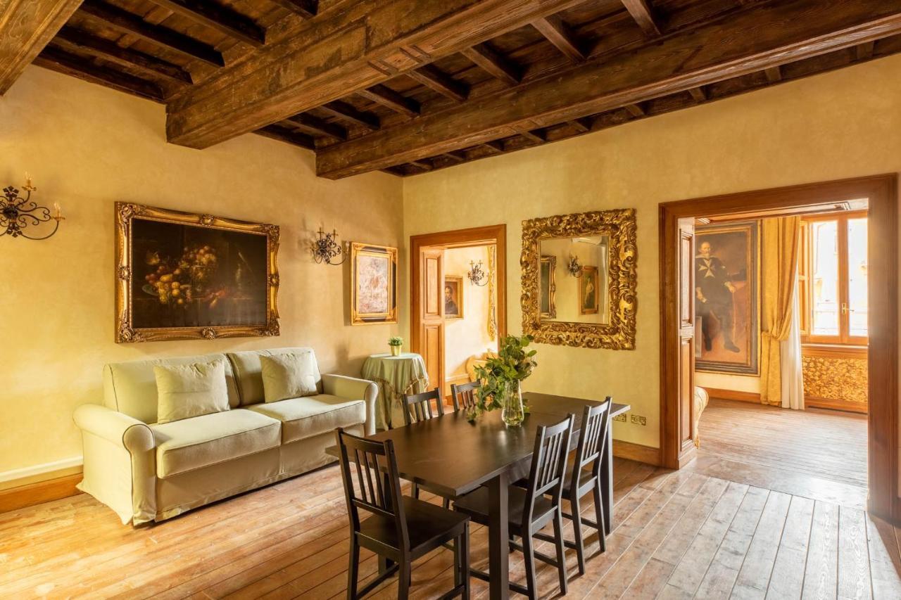 Apartment Iflat Golden Gem In Trevi