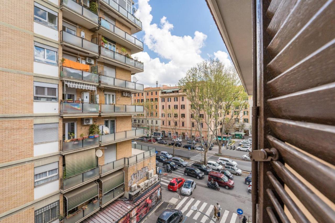 Piramide Gjestgiverier Roma