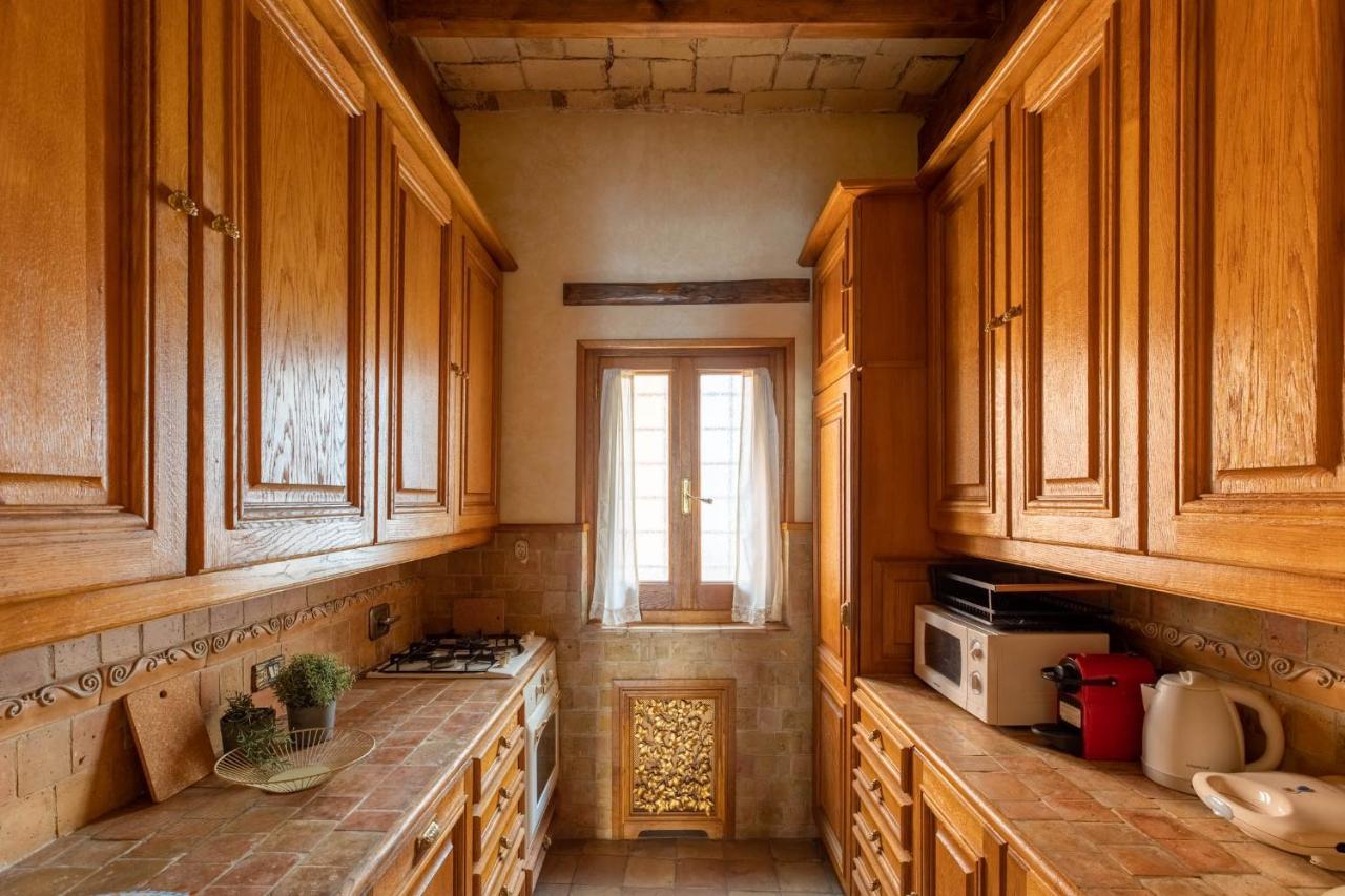 Apartment Iflat Golden Gem In Trevi Rome