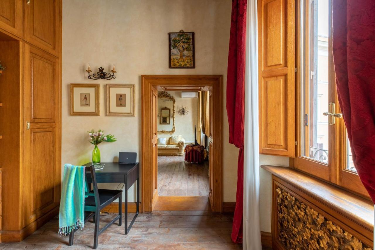 Apartment Iflat Golden Gem In Trevi *