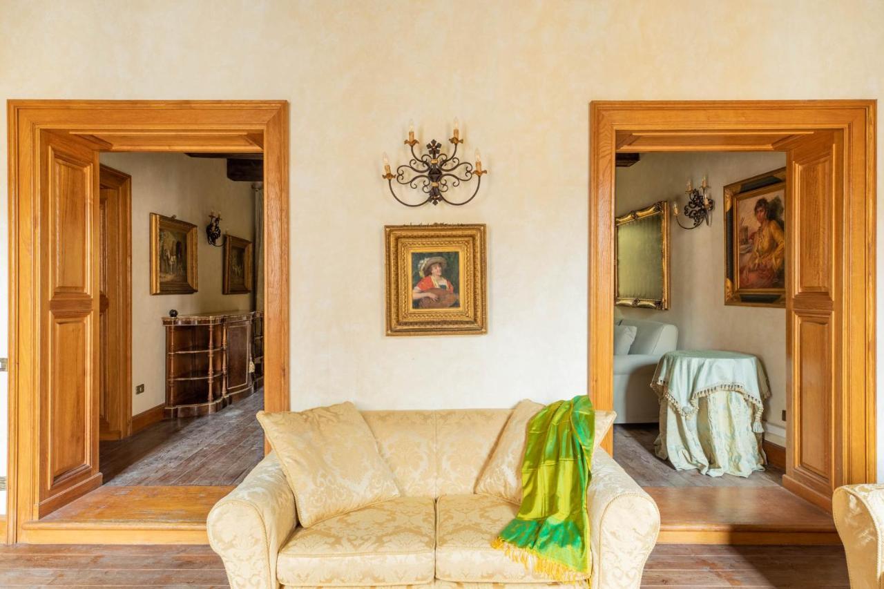 Apartment Iflat Golden Gem In Trevi *