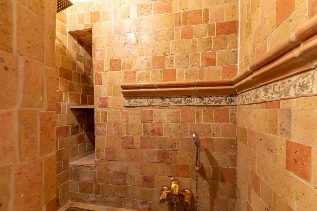 Apartment Iflat Golden Gem In Trevi *