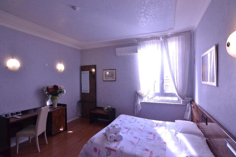 Anacapri Hotel 2*