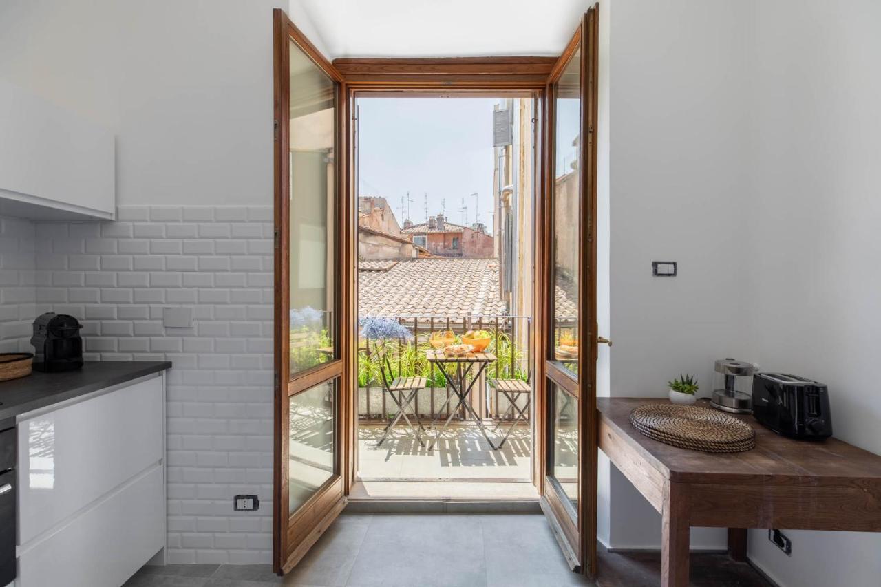 Iflat Pantheon's Roomy And Friendly Apartamento *