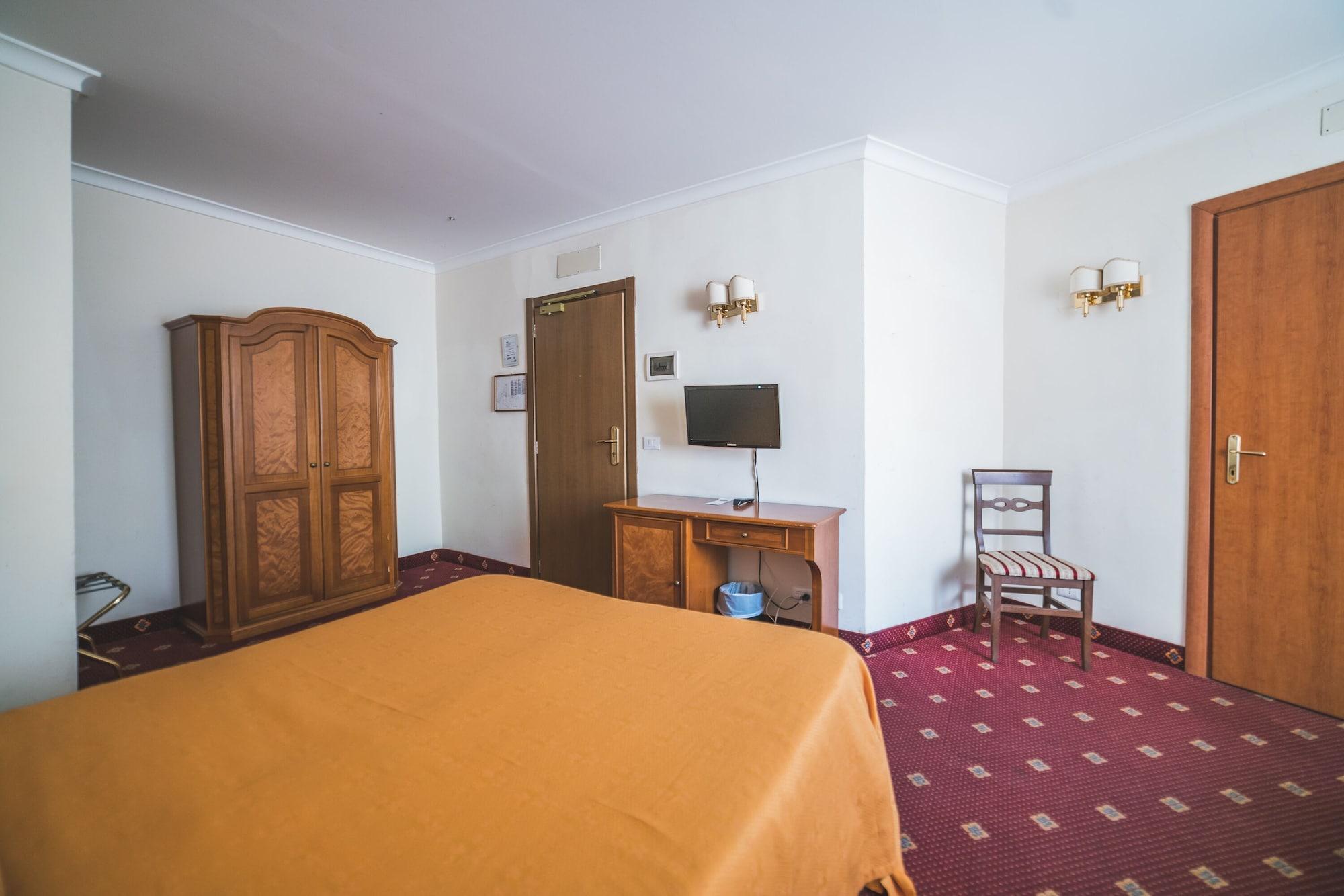 Hotel Gh San Giusto 3*