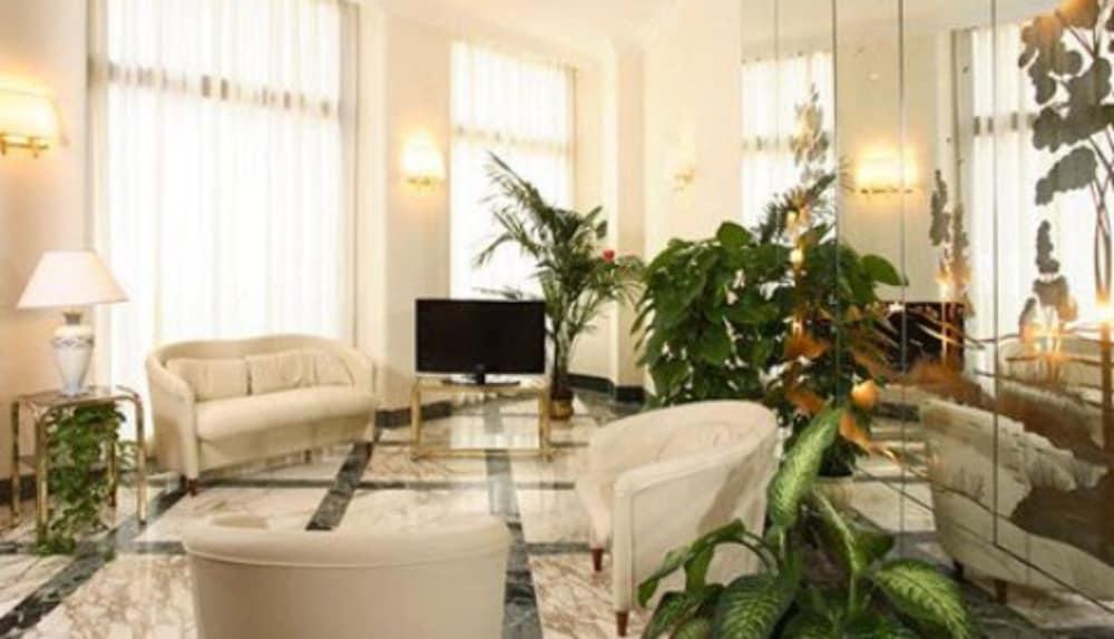 Gh San Giusto Roma