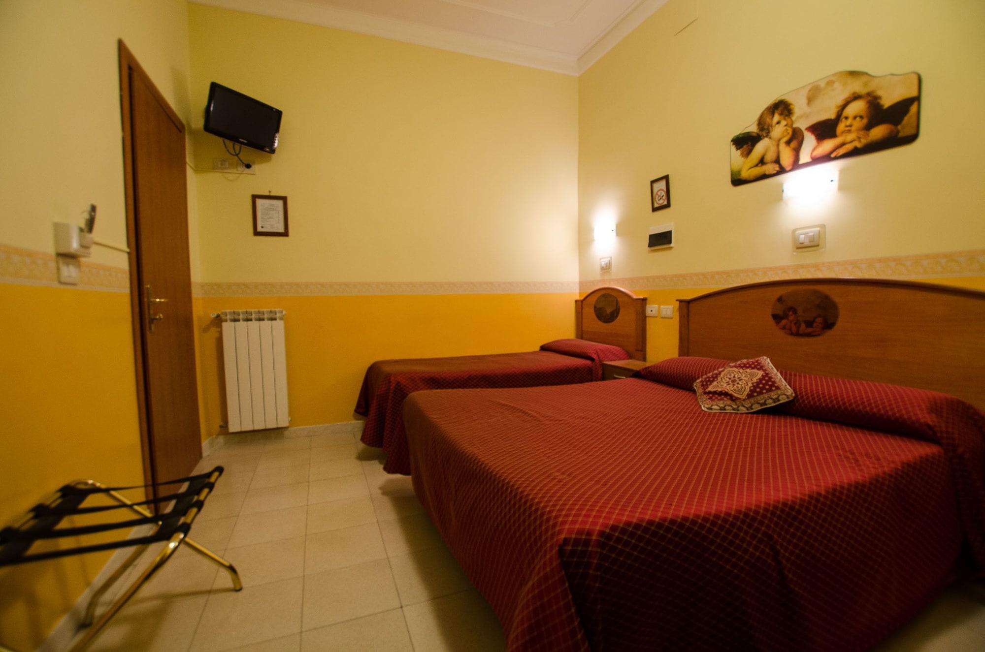 Hotel Cherubini 2*