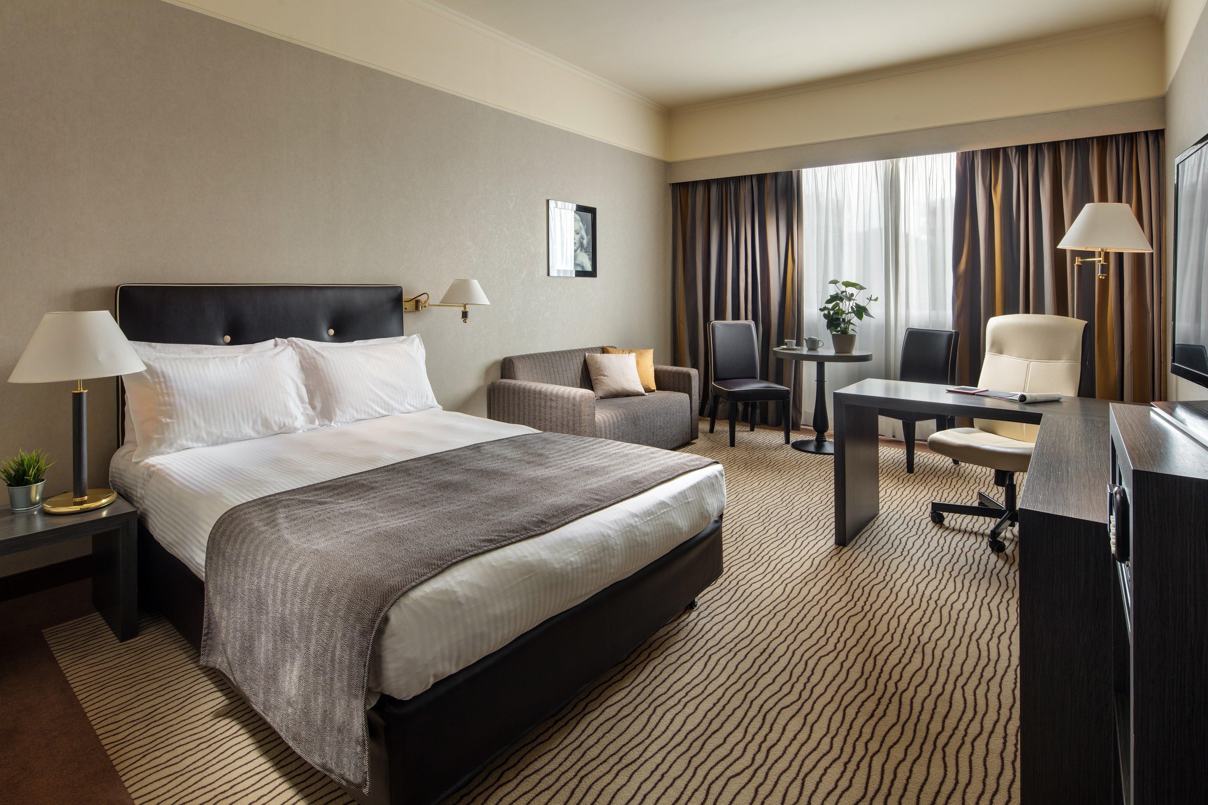 - Eur Parco Dei Medici By Ihg Hotell 4*