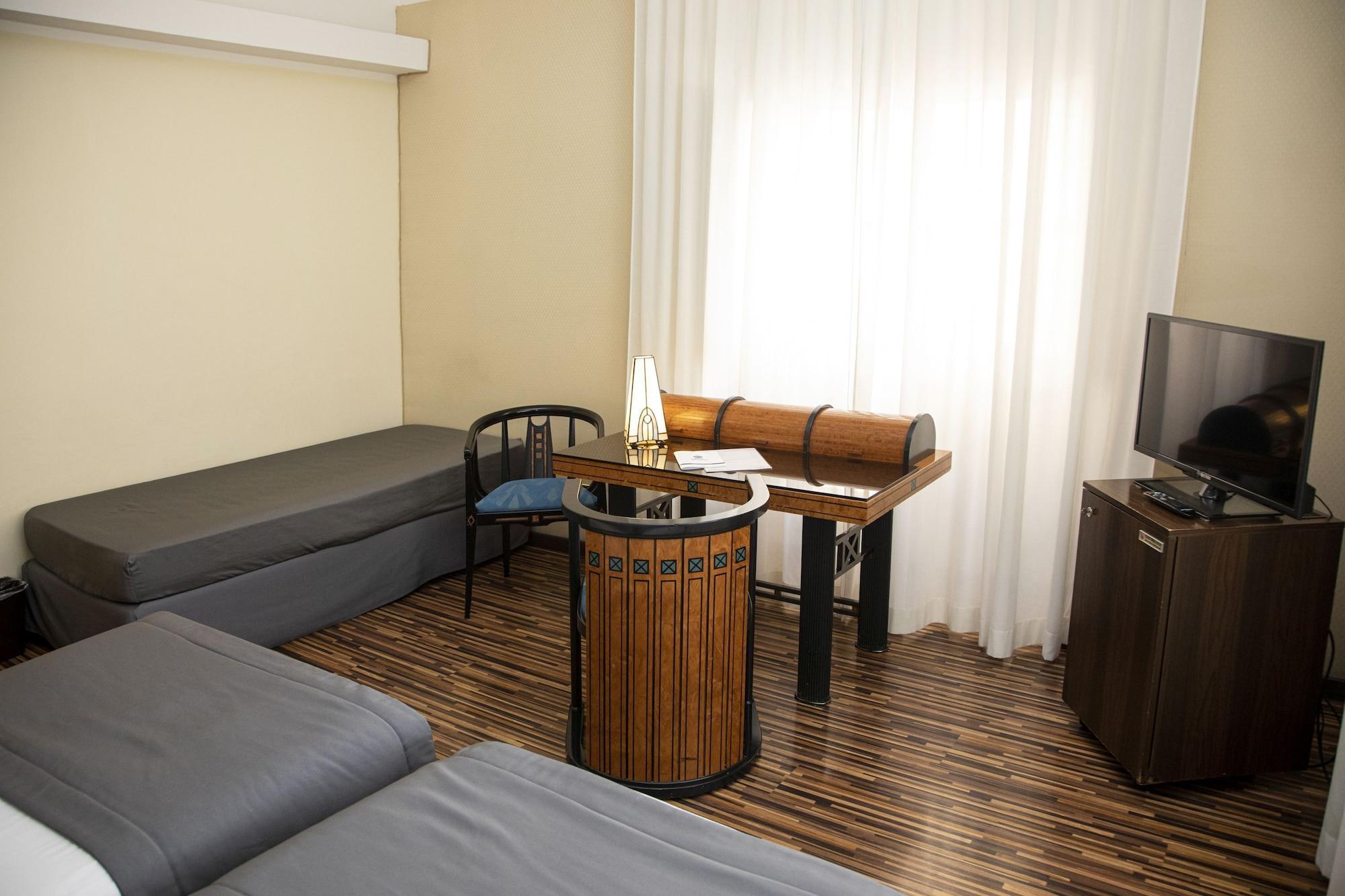 Western Artdeco 4* Rom