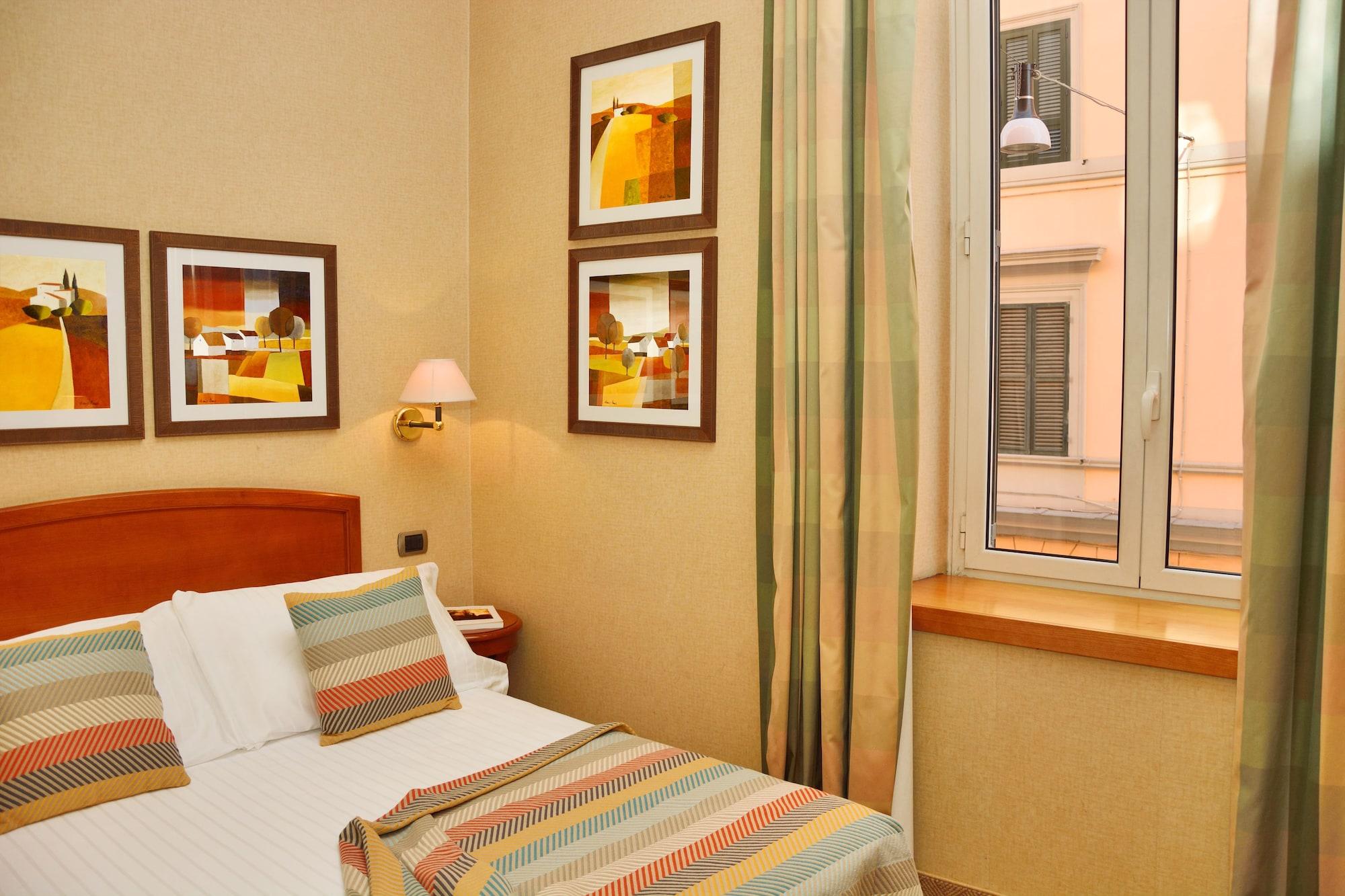 Hotel Lh Lloyd