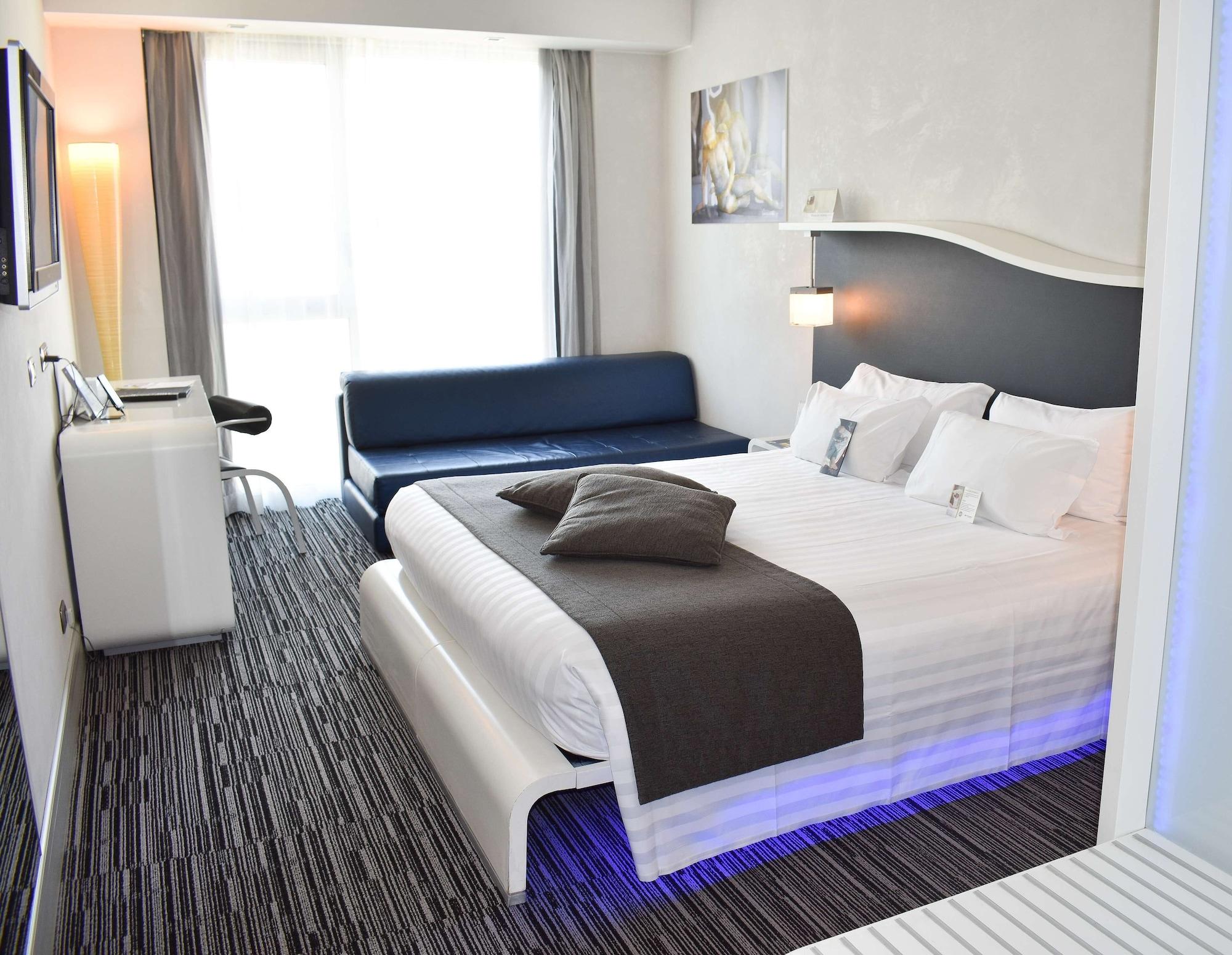 Western Premier Royal Santina 4*