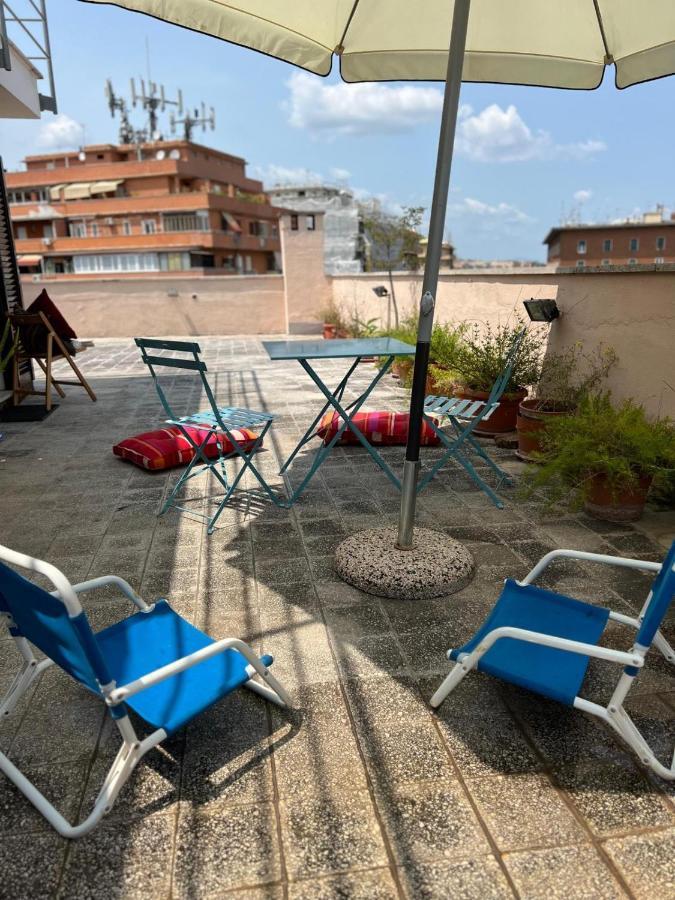 Con Ampio Terrazzo Apartamento *