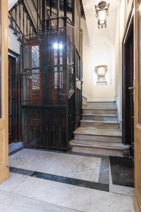 Domus Quirinale Apartment *