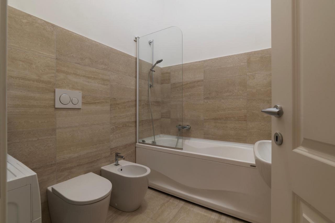 Termini & Acquario Romano Bright Apartamento *