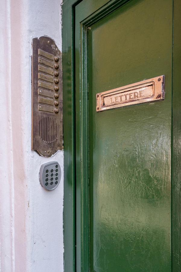 Intimo Ed Eclettico A Trastevere Apartamento
