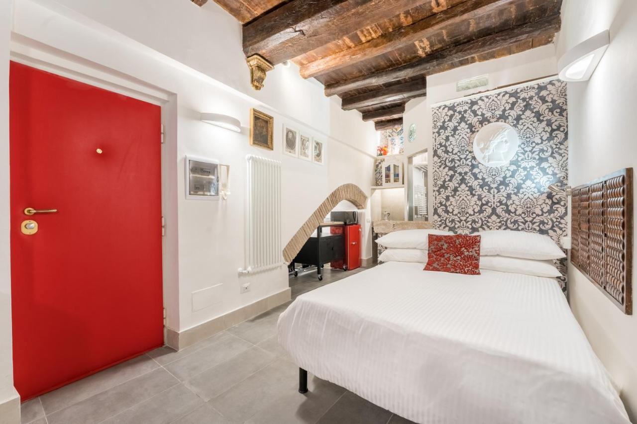 Intimo Ed Eclettico A Trastevere Apartamento