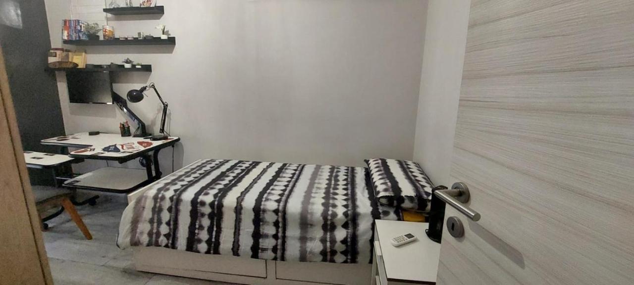 Habitación en casa particular Marconi