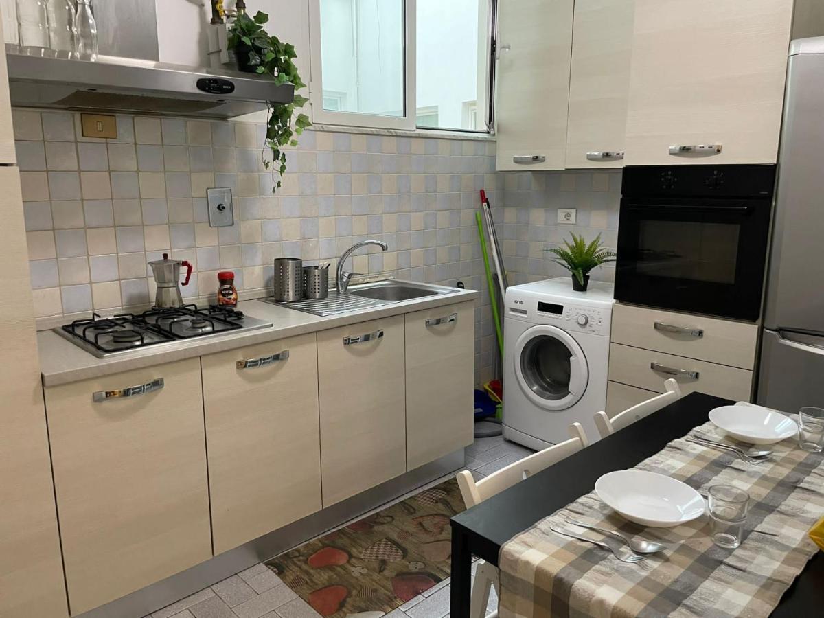 Apartment Group Rom