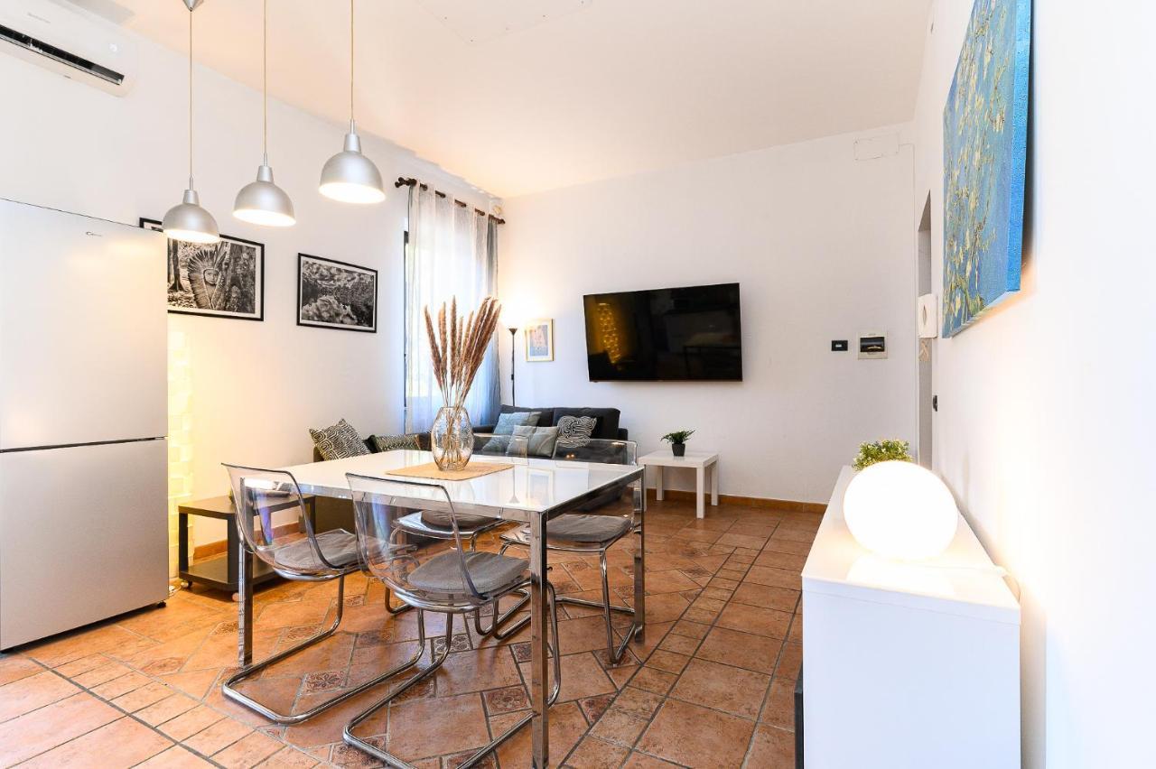 Cozy With Balcony By Ndp Rent