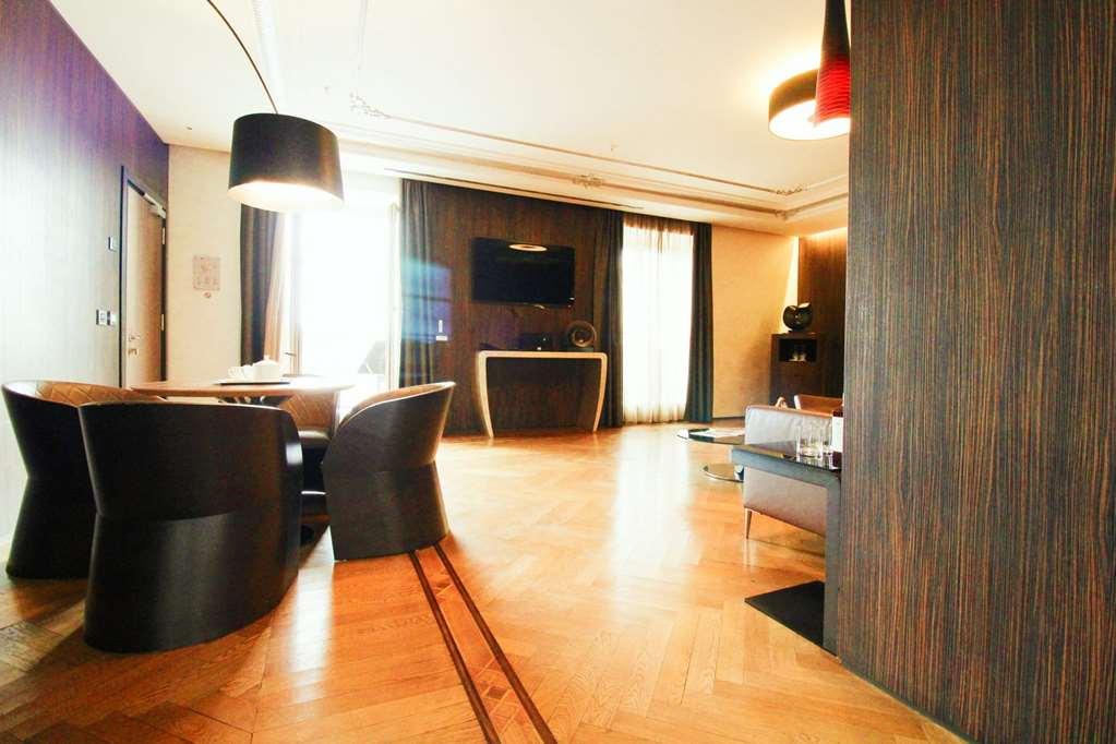 Berg Luxury Hotel