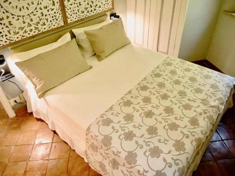 Casa de férias Romantica Centro Storico Con Giardino Privato *