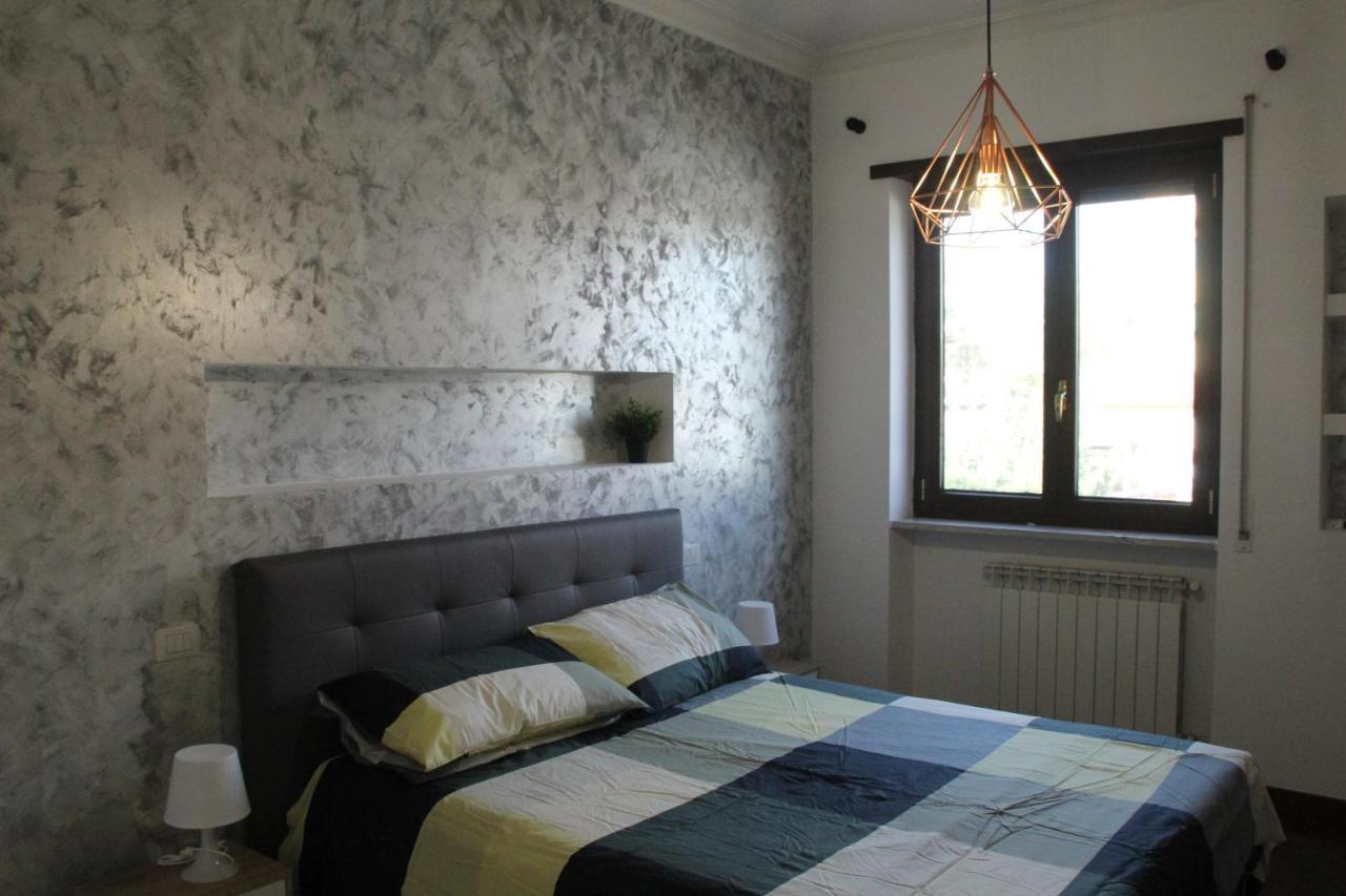 Capital House Apartment Rom