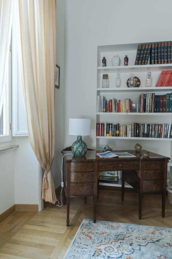 The River Apartment *