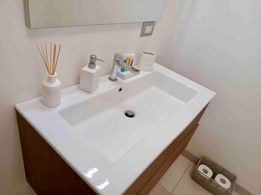 Casa Nicola- Apt In The Heart Of Leilighet