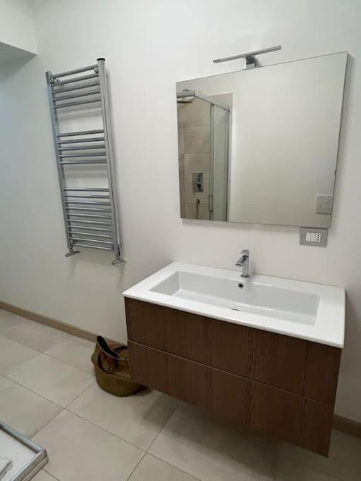 Casa Nicola- Apt In The Heart Of Leilighet