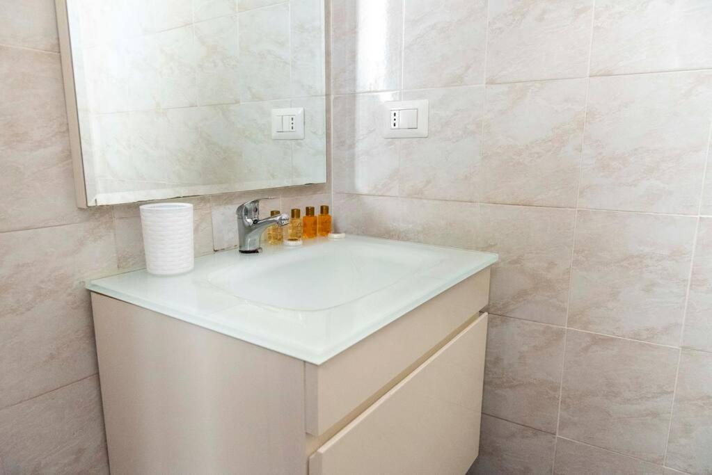La Casa Di Marisela In Via Emanuele Filiberto Apartment Rome