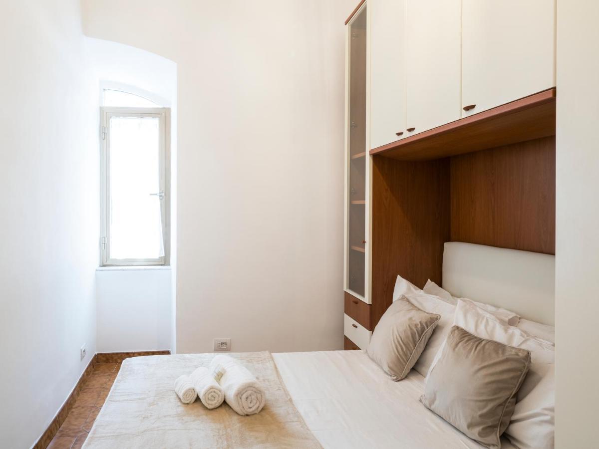 Appartamento {2 Steps From The Colosseum} Free Wi-fi & Netflix