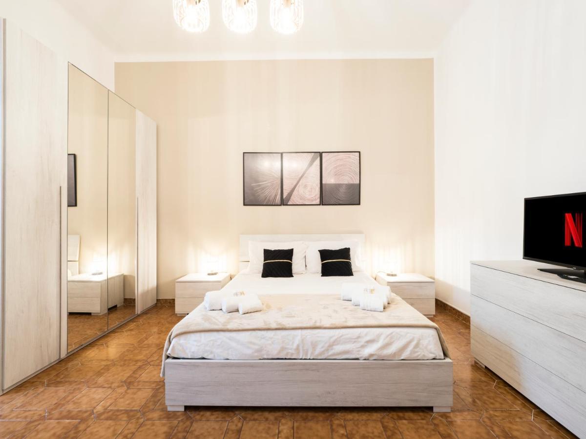 {2 Steps From The Colosseum} Free Wi-fi & Netflix Appartamento Roma