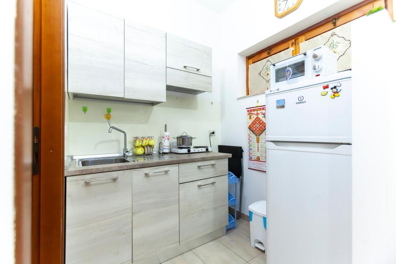 Apartamento Lucrezia Cinecitta House *