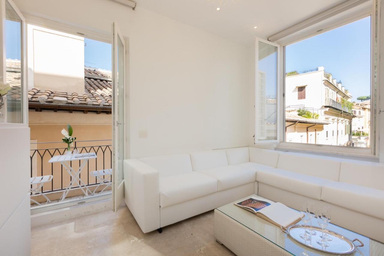 Amazing 3 Levels Penthouse Piazza Venezia * Roma