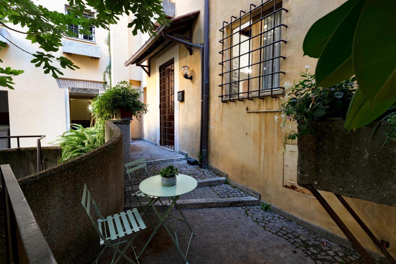 Appartamento Quiet Trevi Fountain With Patio And Backyard