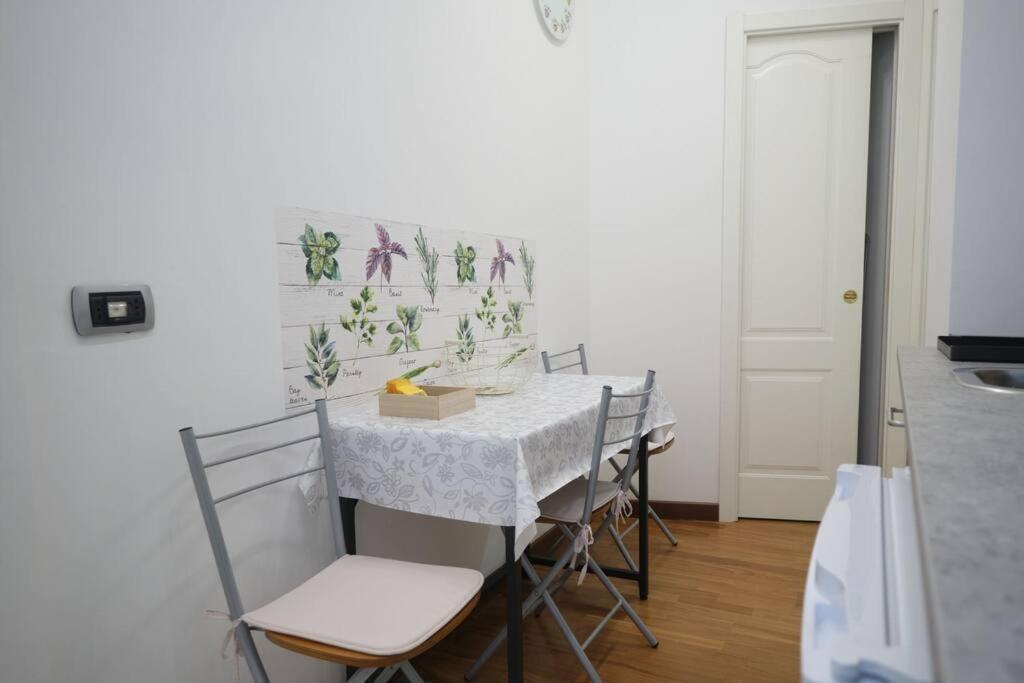 Casa Sinuessa * Roma