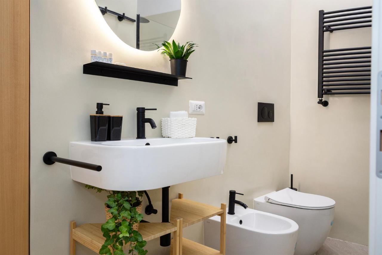 Domus Opimiani * Rome