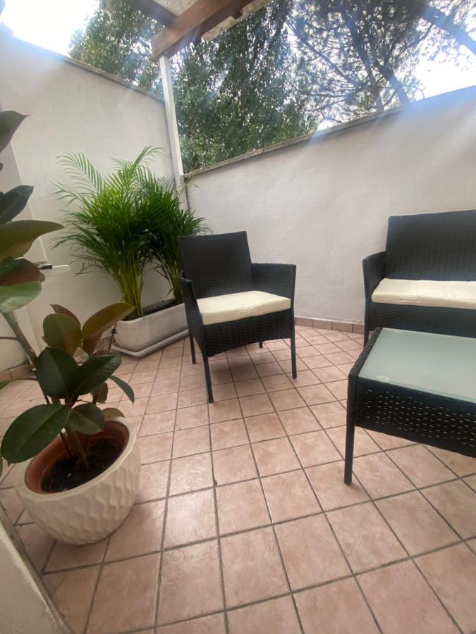 Miedonne In Apartamento