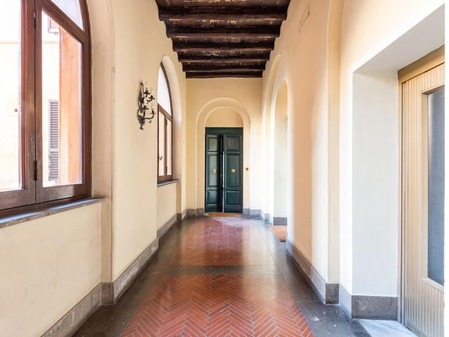 Giulia Luxury Two Bedroom Apartment *