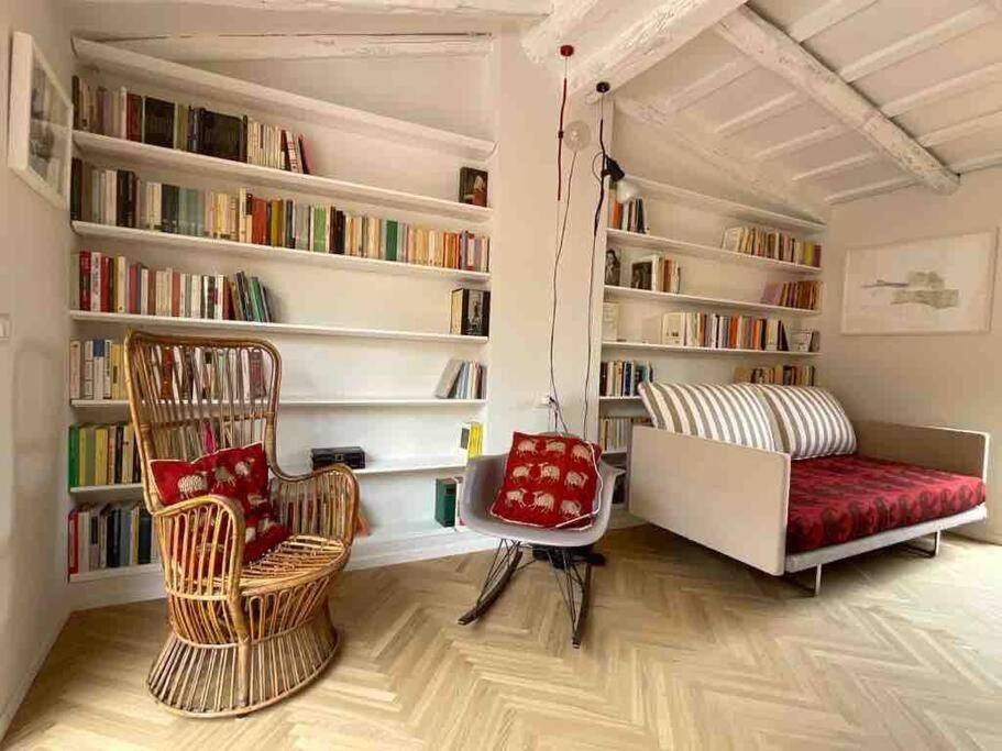 Attico Con Due Terrazze Al Pantheon, Apartamento
