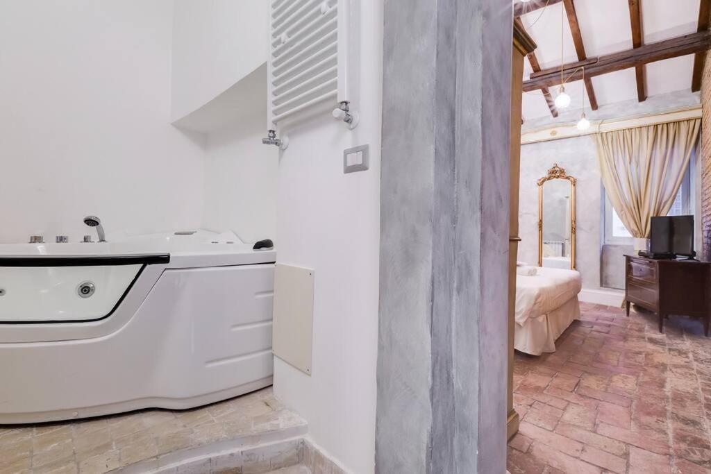 Nuovo Colonna - Spanish Steps Apt Apartment *