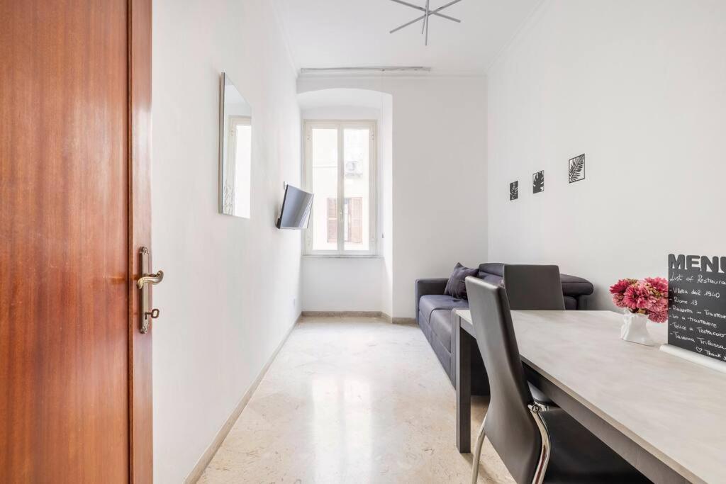 Casa In Trastevere Apartamento *
