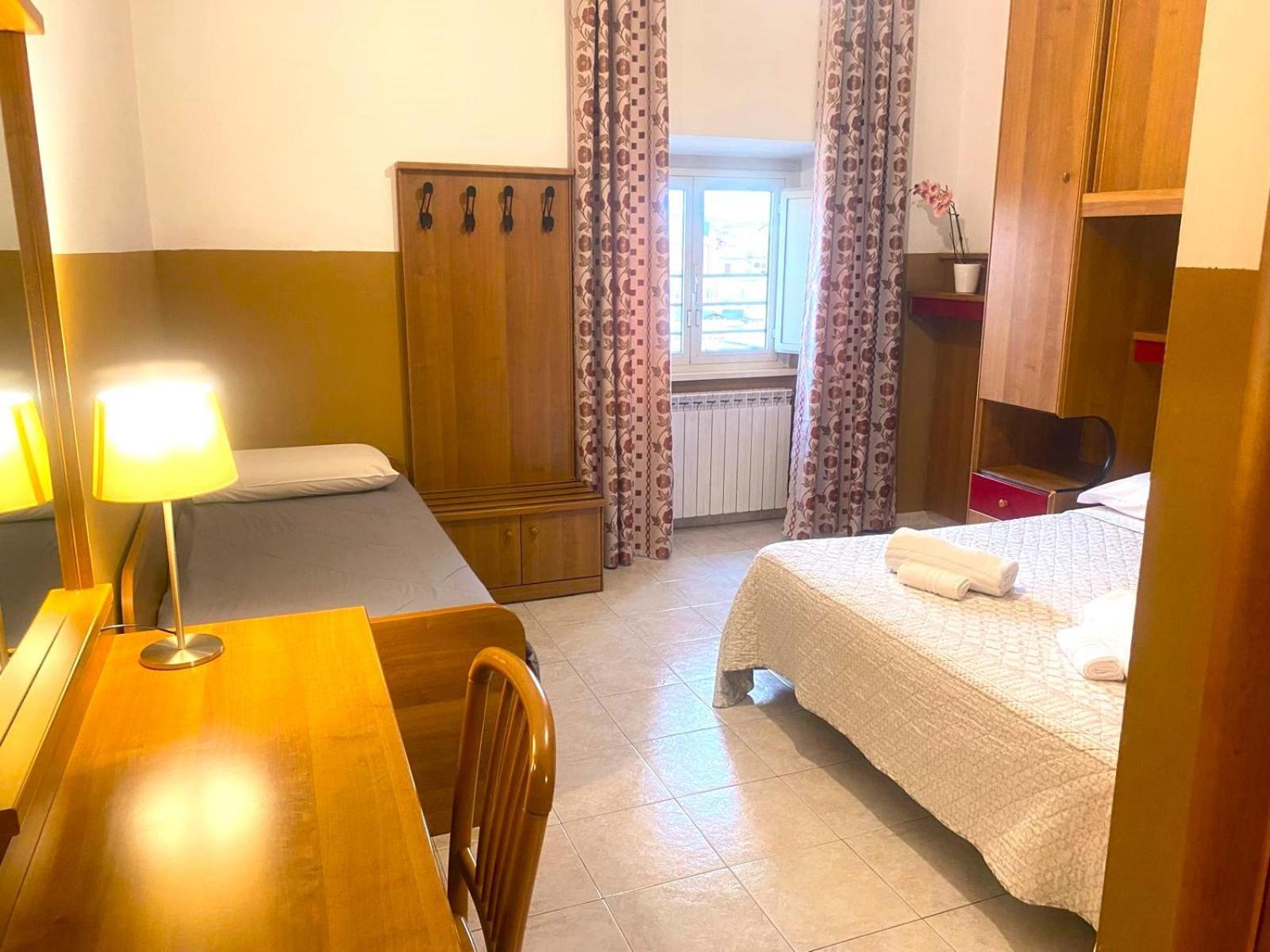Affittacamere Now Rome-address Via Palestro,56- Breakfast Included Roma