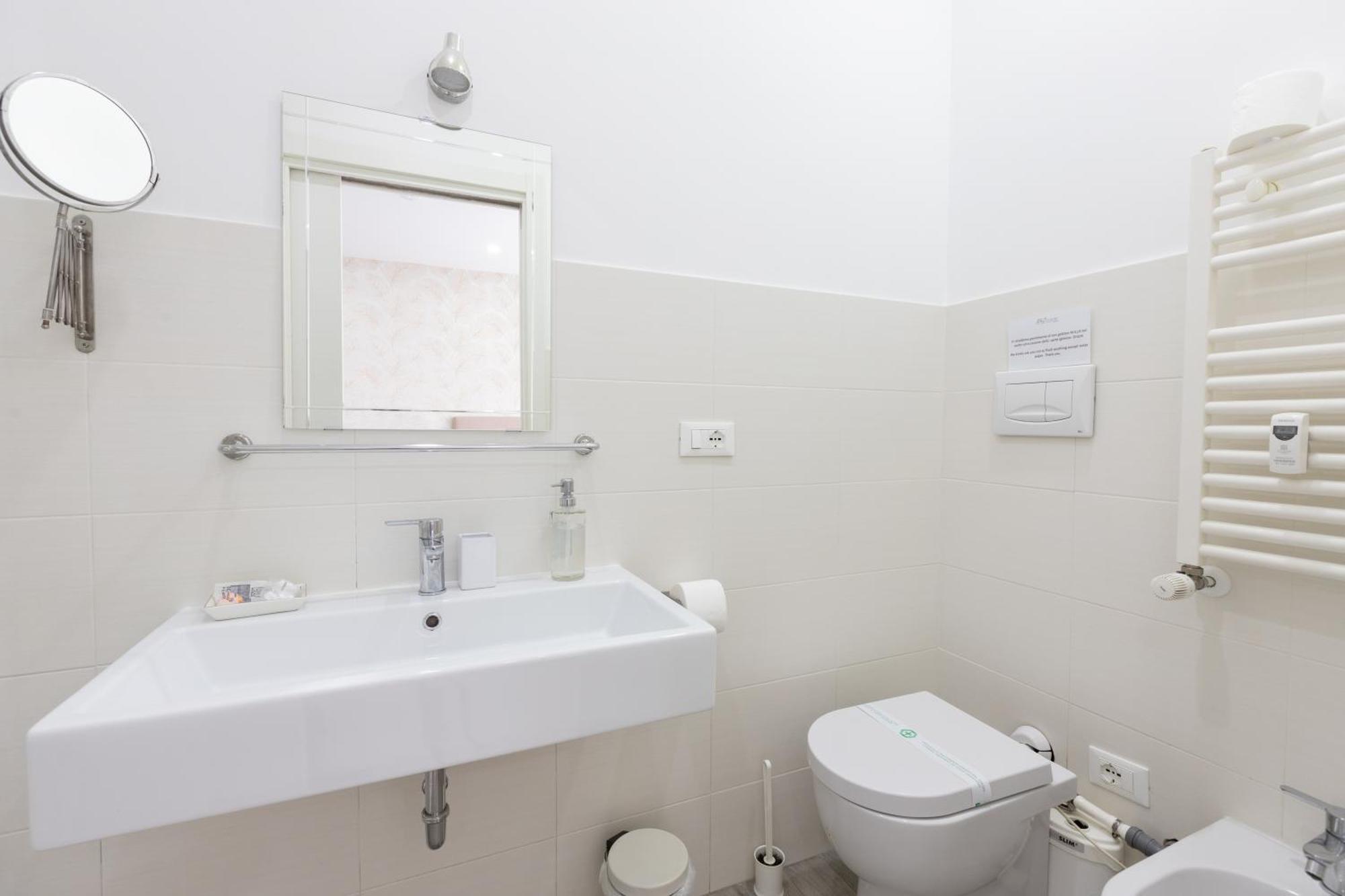 247 Luxury Trastevere 2* Rome