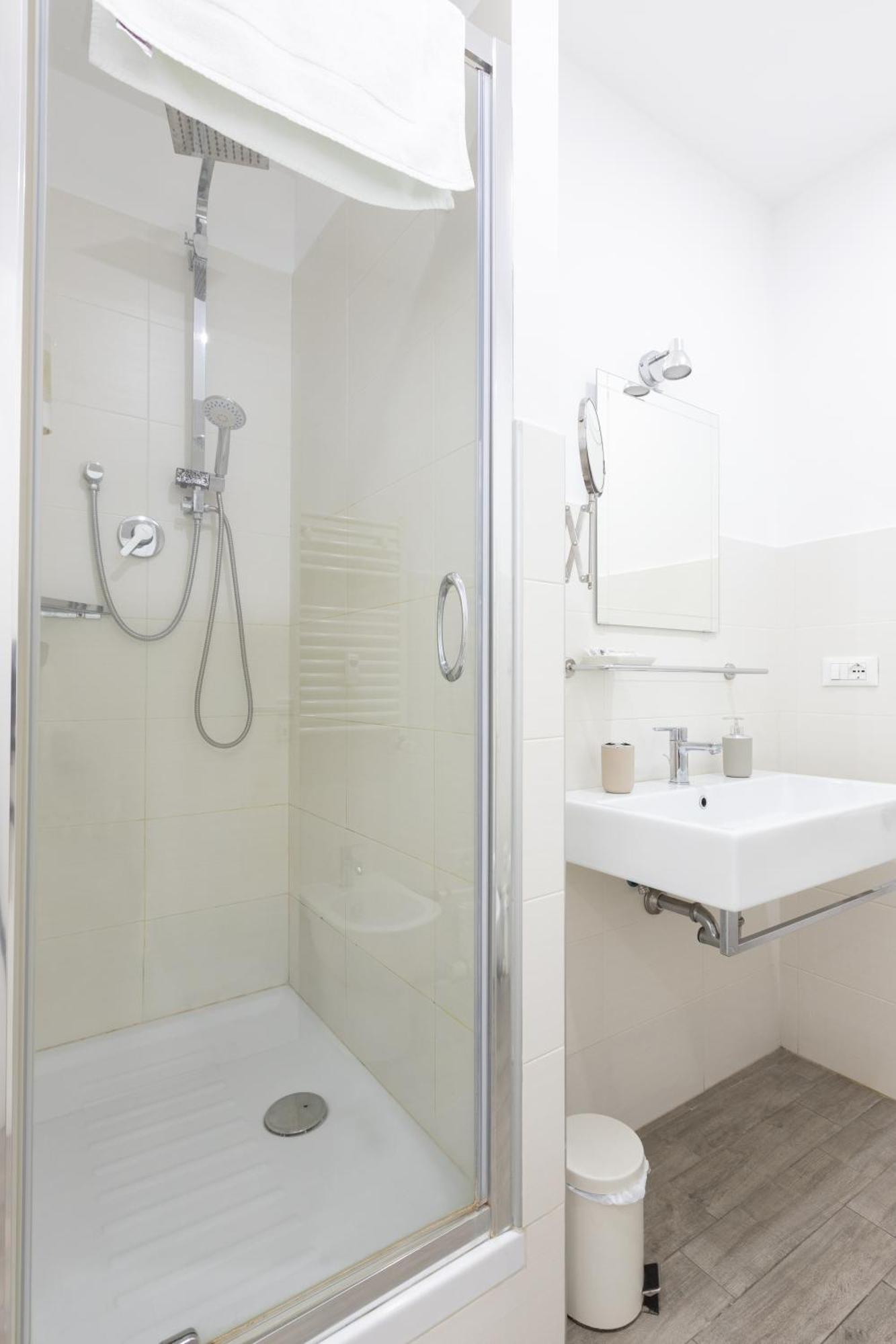 Guest house 247 Luxury Trastevere 2*