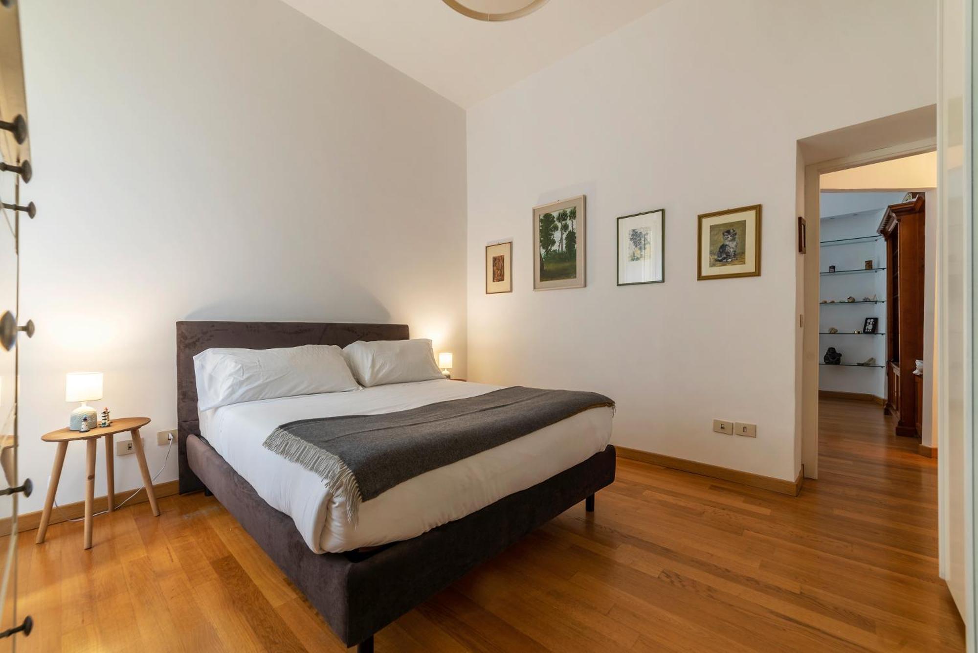 Accogliente E Colorato, A Pochi Passi Dal Colosseo - Fromhometorome Leilighet Roma